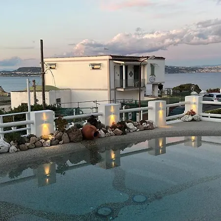 Pharus Miseni And Casa de hóspedes 4*